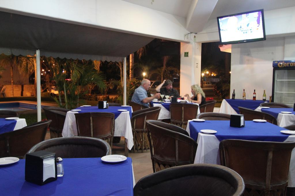 Hotel Real Posada Manzanillo Bagian luar foto